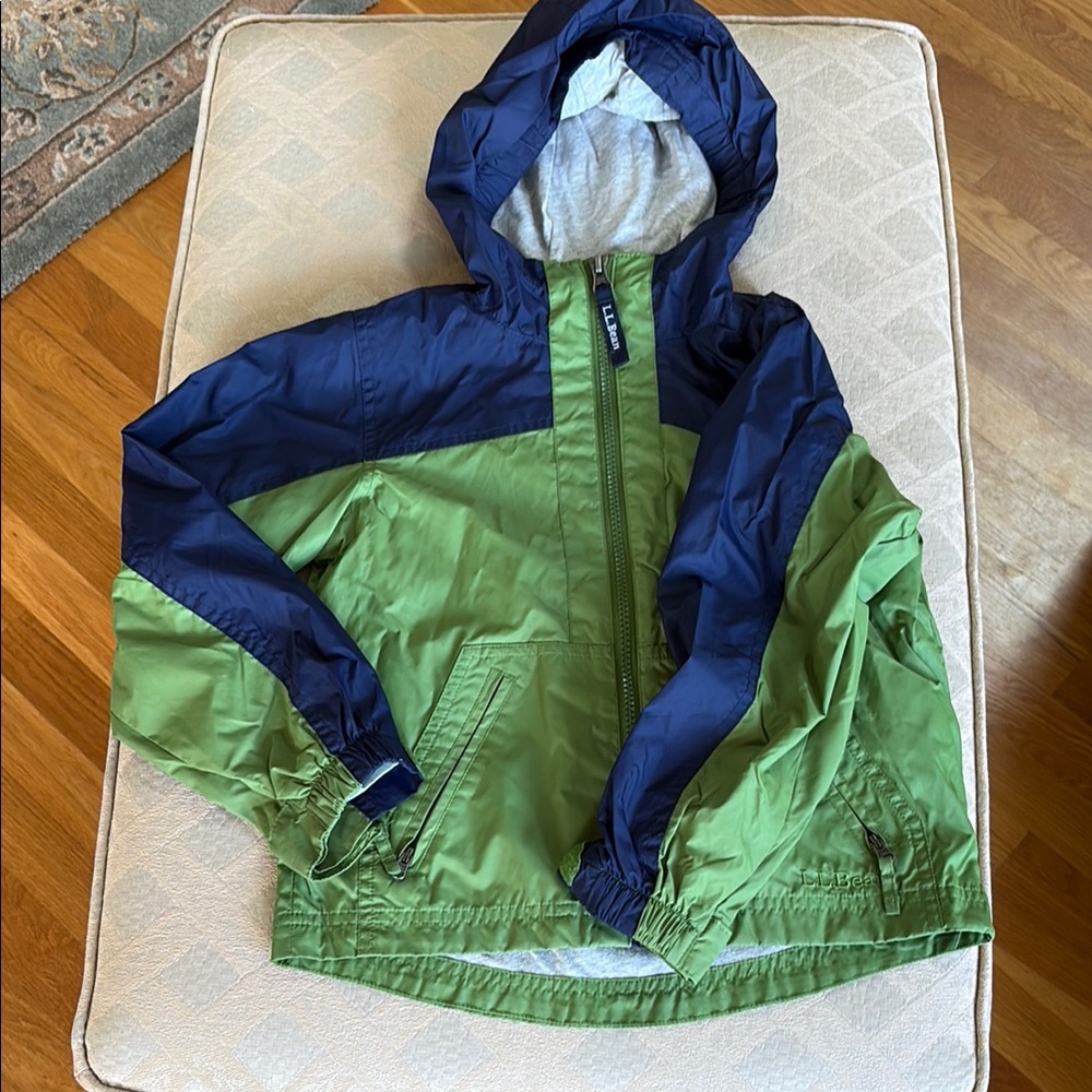 LL Bean lightweight hooded windbreaker, 5-6.
